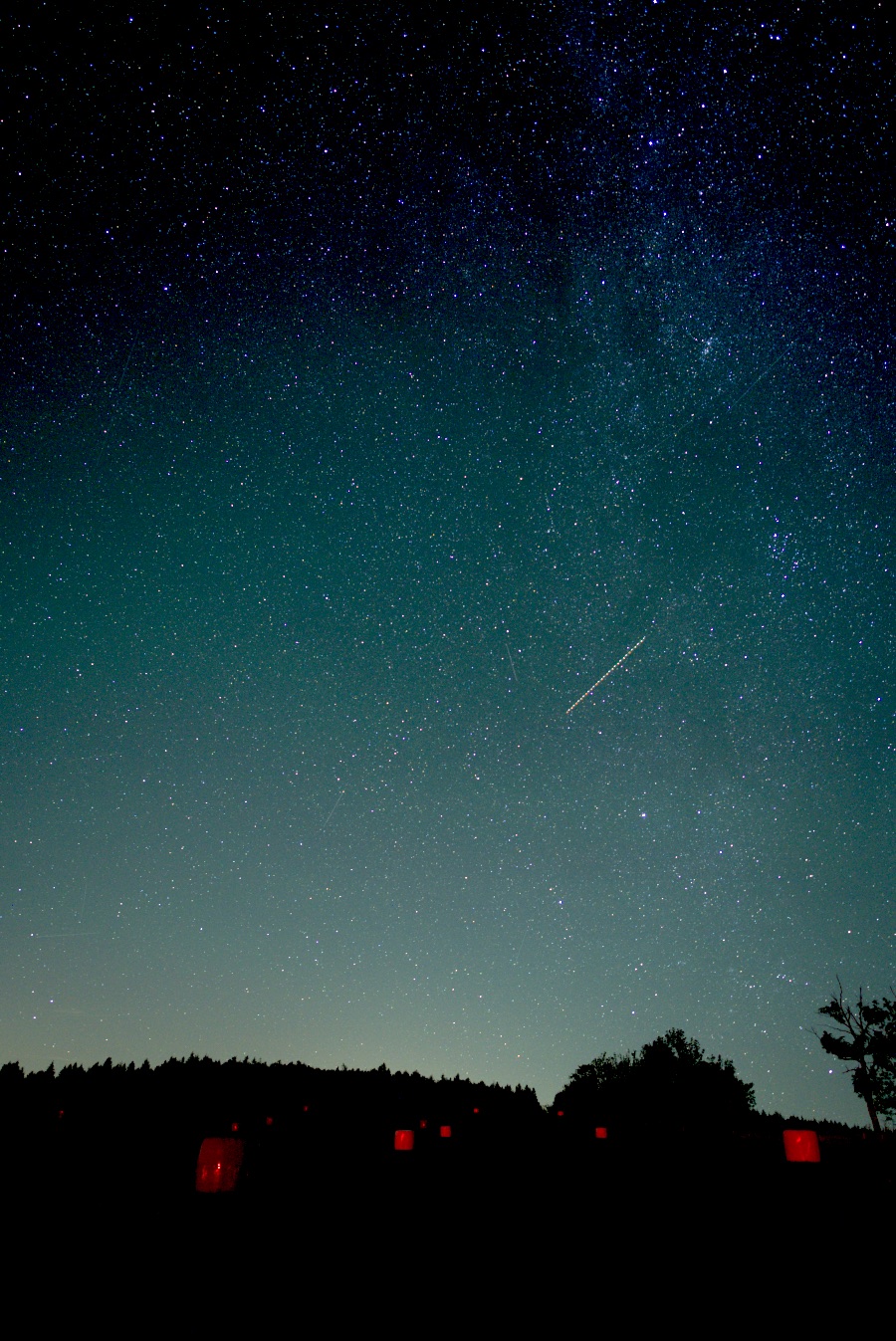 A single long-exposure night frame used as context for neutral-density planning